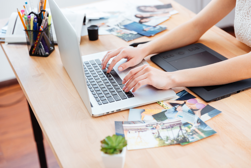 Writing Emails in a Mobile Device Age